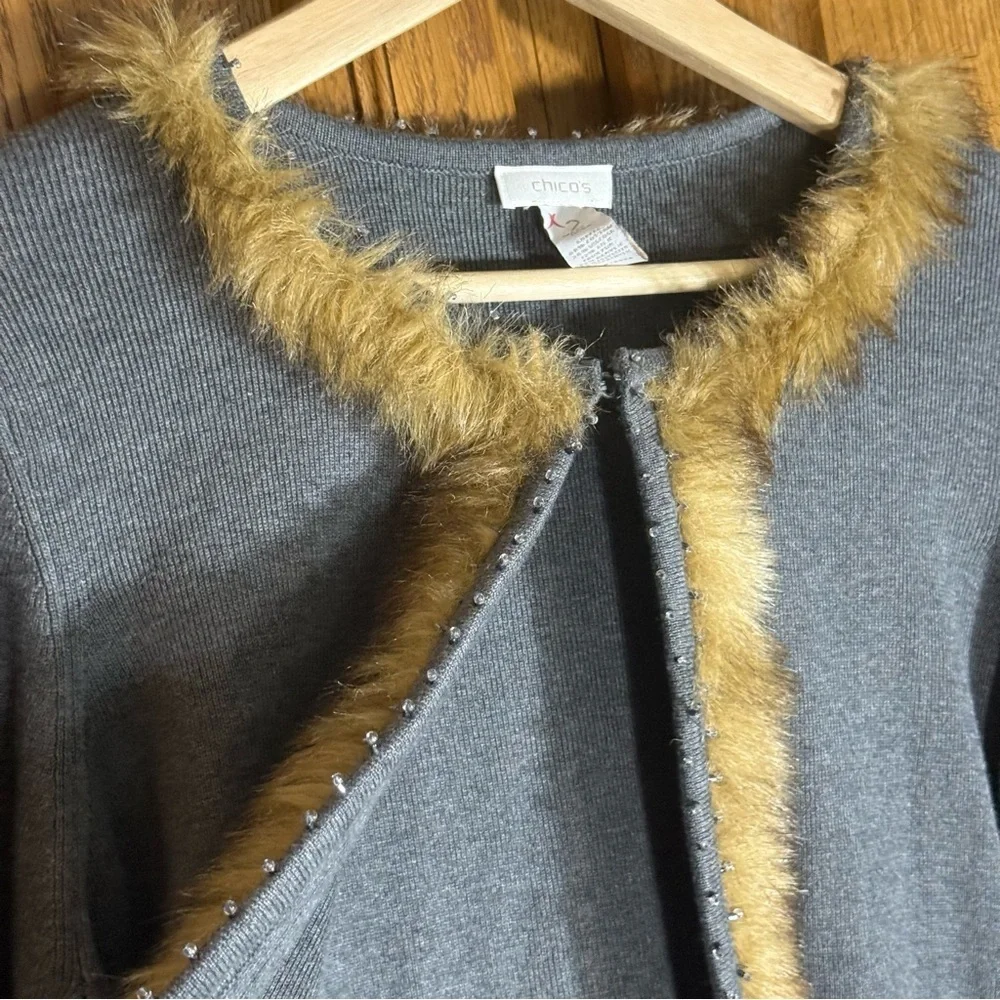 Chico’s Faux Fur Trim Gray Cardigan‎ Sweater Jacket Open Front Size 2 (L/XL)